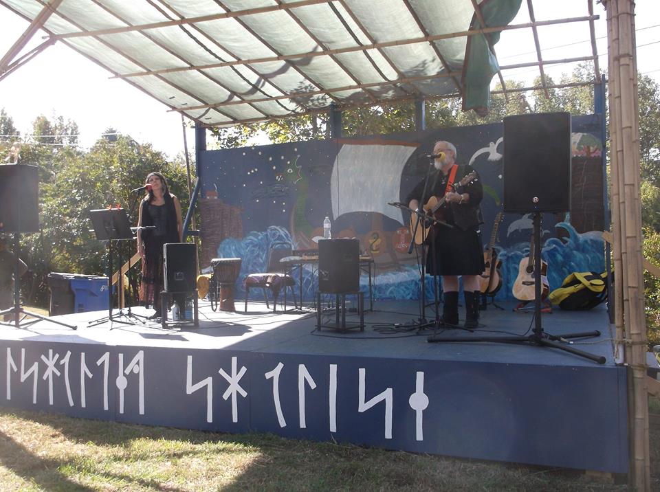 Sencha Skene onstage at Pagan Pride Day 2017